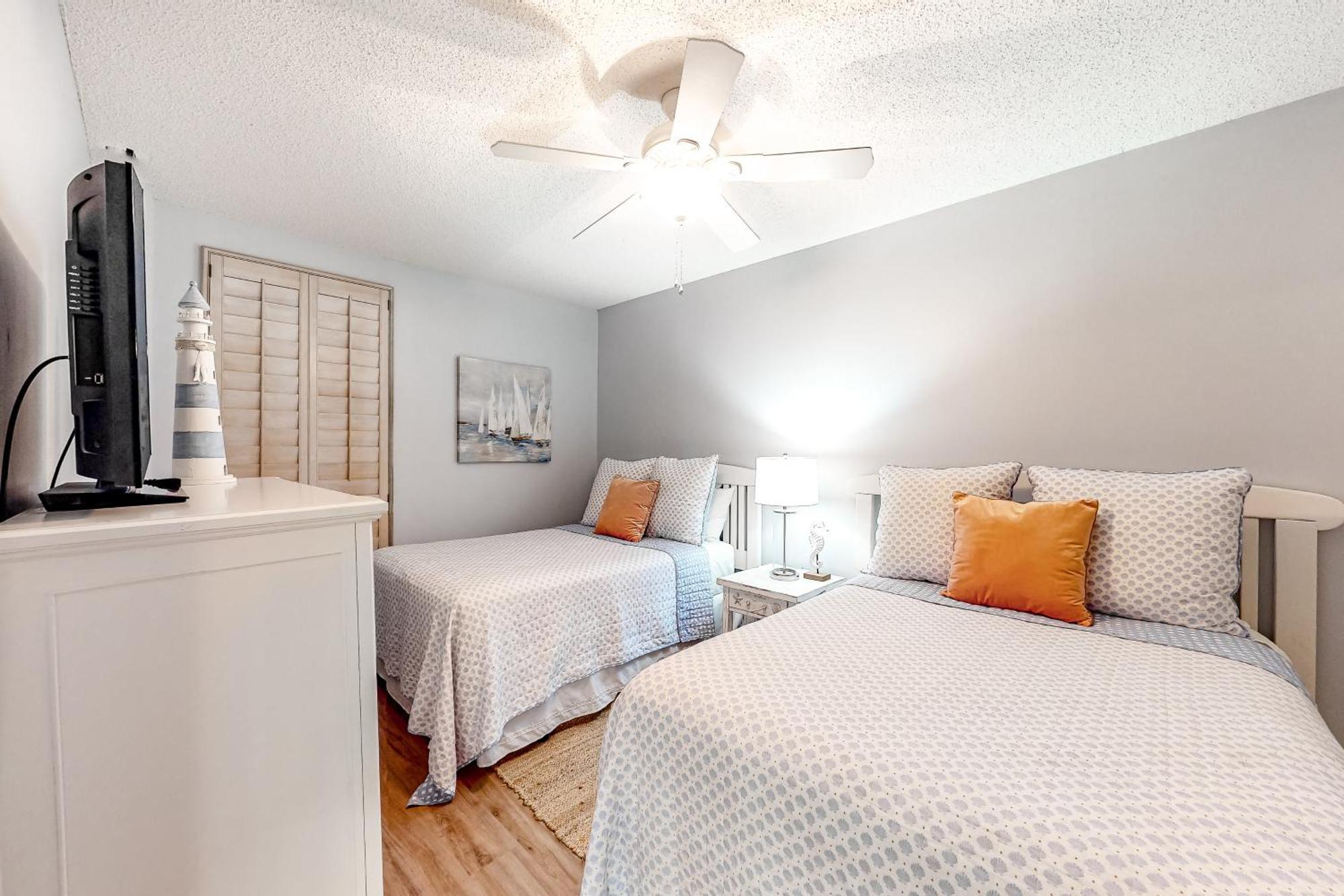 Bluewater Villa Orange Beach Room photo